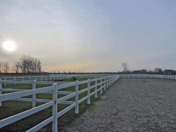 Reitplatzeinzäunung mit Ranch S 3, für Reitplatz 20 x 40 m inkl. Tor 2,4 m Breite