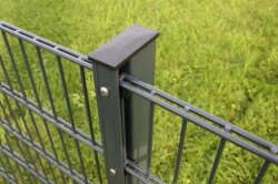 Zaunpfosten für Doppelstabmatten Exklusiv Grün RAL6005 Zaunpfosten für Mattenhöhe 203cm