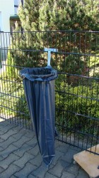 EINFACHE EINHÄNGEVARIANTE FÜR MÜLLBEUTEL - ANTHRAZIT RAL 7016