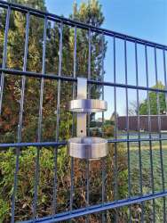 EINFACHE EINHÄNGEVARIANTE ALS FLASCHENHALTER RUND - VERZINKT RAL 9006