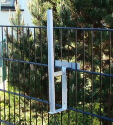 EINFACHE EINHÄNGEVARIANTE FÜR SATELLITENSCHÜSSEL - GRÜN RAL 6005