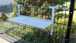 EINFACHE EINHÄNGEVARIANTE ALS ZAUNTISCH - VERZINKT RAL 9006 