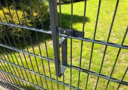 EINFACHE EINHÄNGEVARIANTE ALS HOCHVERLÄNGERUNG UNIVERSAL - GRÜN RAL 6005