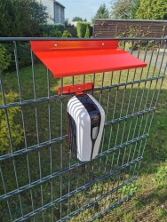 EINFACHE EINHÄNGEVARIANTE FÜR DESINFEKTIONSSPENDER INKL. SPENDER U. ABDACH  - RAL 7016