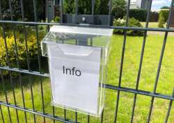 EINFACHE EINHÄNGEVARIANTE ALS PROSPEKTHALTER DIN A5 - ANTHRAZIT RAL 7016