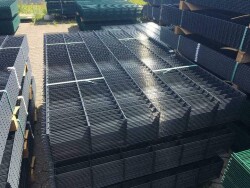 Zaunpfosten für Einstabmatte Garden Anthrazit RAL7016 für Mattenhöhe 125cm