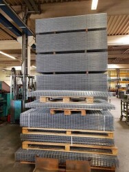 Zaunpfosten für Einstabmatte Garden Anthrazit RAL7016 für Mattenhöhe 125cm