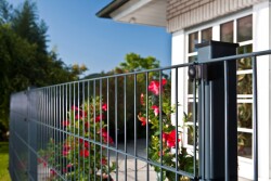 Doppelstabmattenzaun "Flexi-Basic" Höhe 123 cm in Anthrazit RAL7016  im 16 Meter-Set