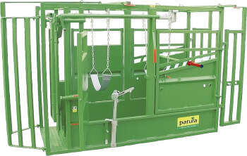 Behandlungsstand A5000 KW, Klauenpflege mit Vorderfußwinde