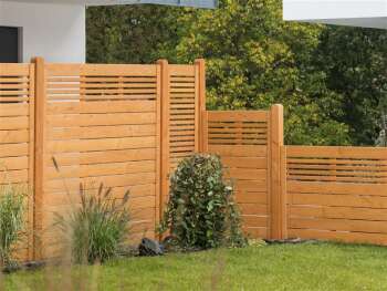 Zaunserie "190" Stufenelement Breite 90 x Höhe 141 cm hellgrau